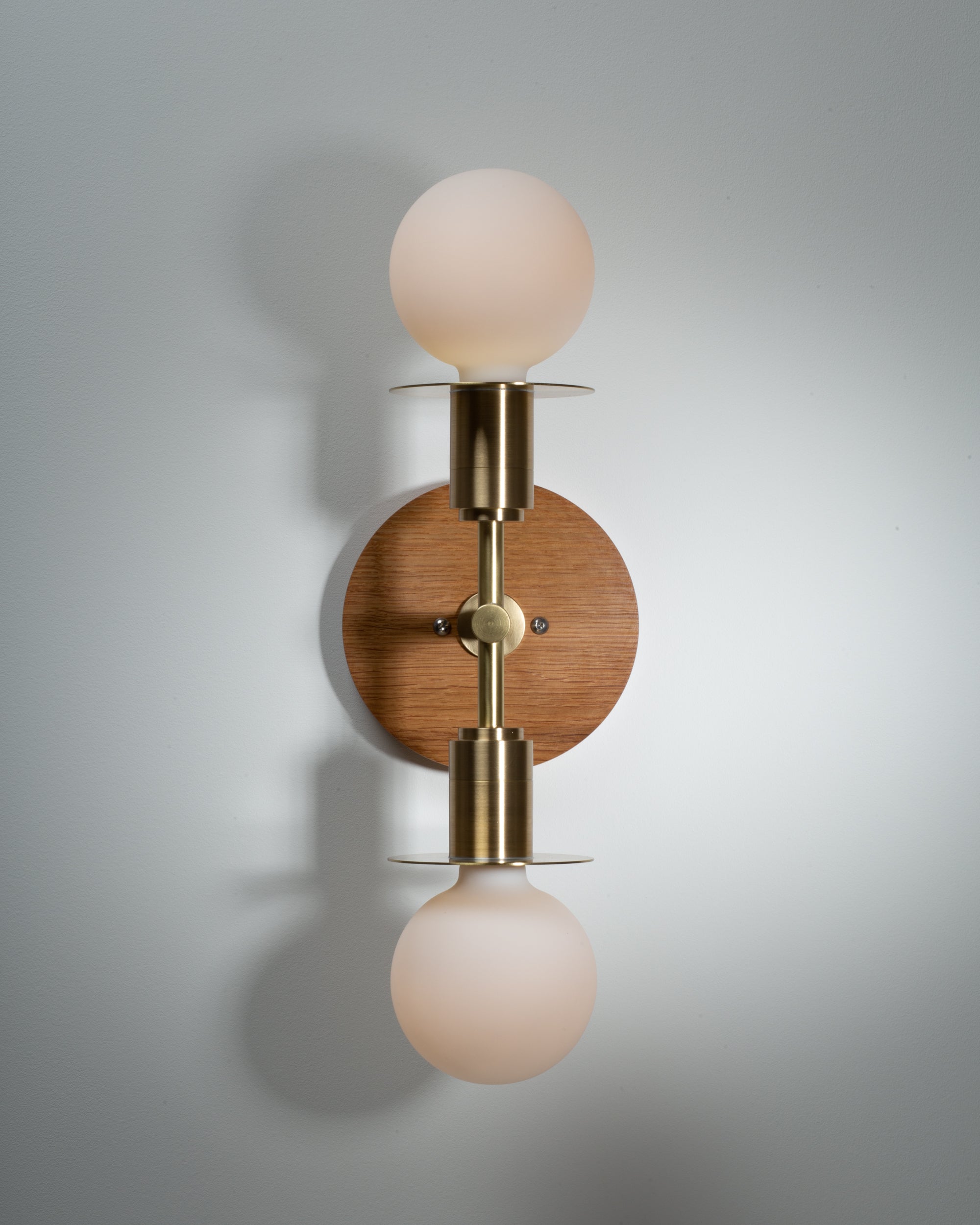 Double Sphere Disc Oak Mount Wall Light Sconce