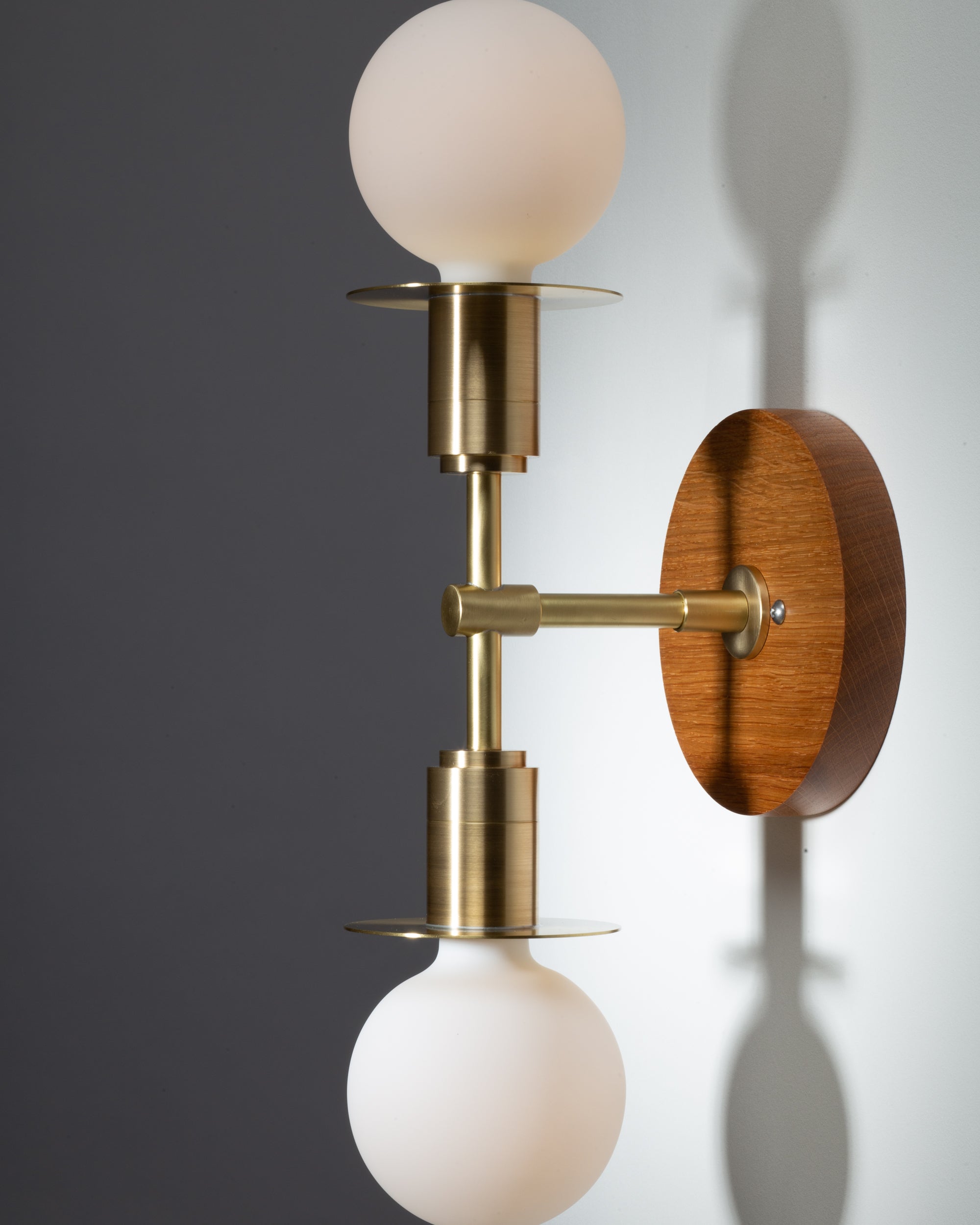 Double Sphere Disc Oak Mount Wall Light Sconce