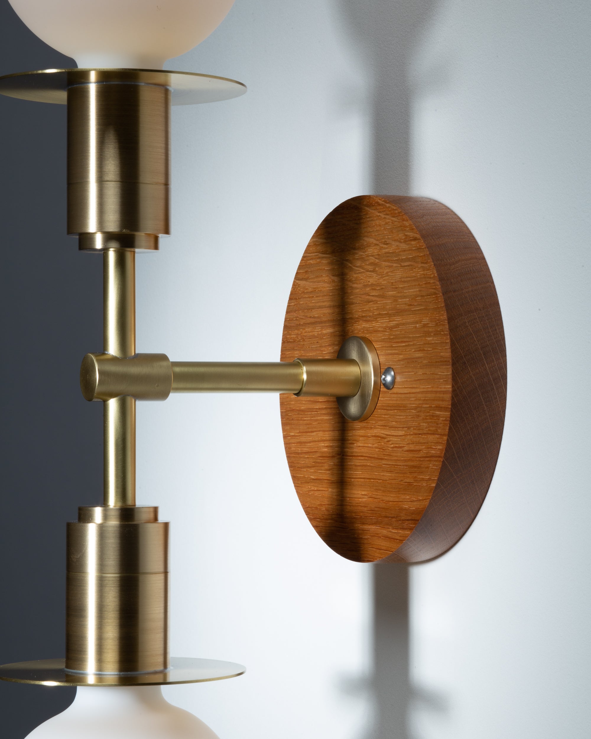 Double Sphere Disc Oak Mount Wall Light Sconce