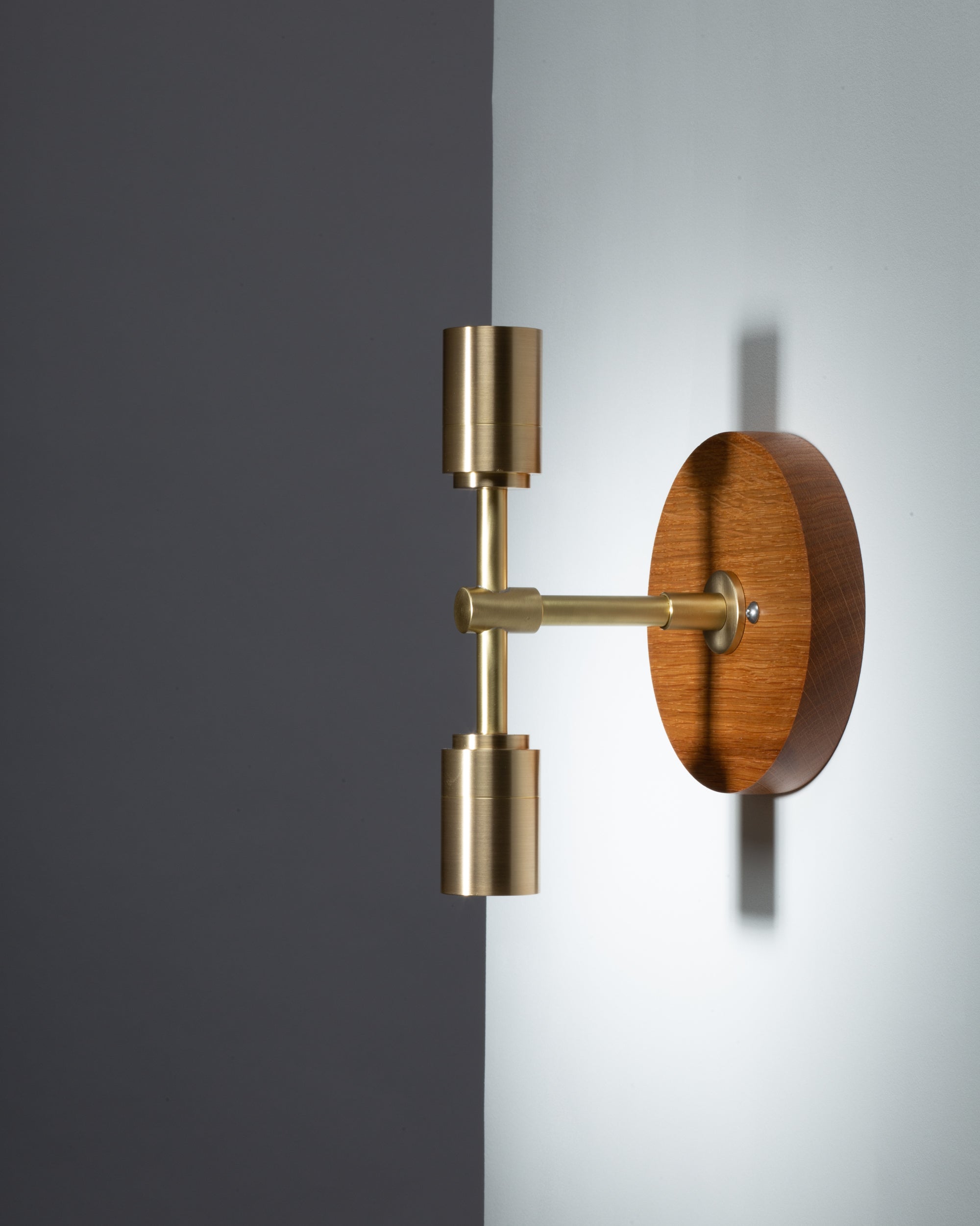 Double Sphere Oak Mount Wall Light Sconce